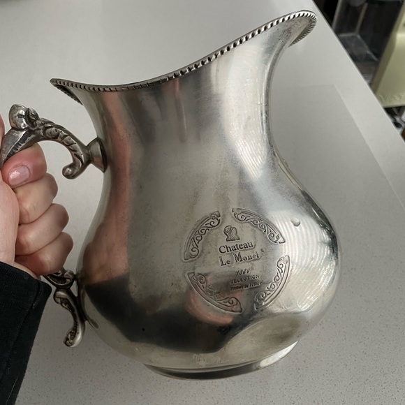 Chateau le monet 1880 selection fluted pitcher - Picture 7 of 8